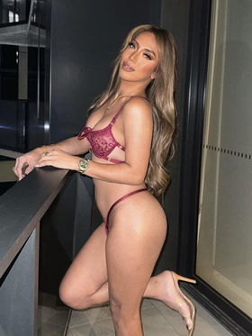 412107448 Brisbane's Top-Tier Fantasy: Discreet, Professional, Available.