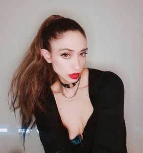 405172571 Text verity independent sexy fun Australian born escort VERITY//SPECIALS