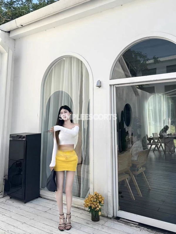 Escorts in Rockhampton: 478667968 - Professional private magic touching Asian Young Girls Massage