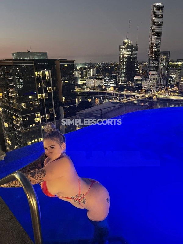 🇩🇪 German Escorts in Homebush: 478144115 - tall, curvy, busty & tattooed blonde bombshell 💋