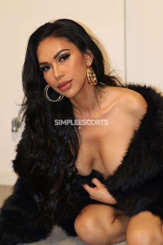 Escorts in Tamworth: 426666792 - Gents, Qyeenlexa and I'm here to ensure all your wildest dreams and