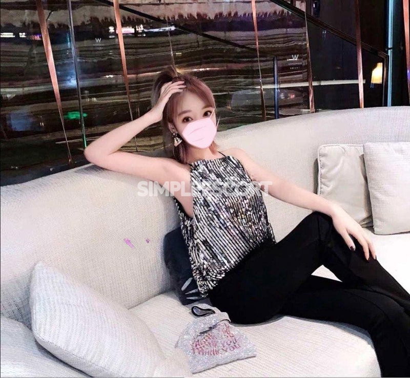 Escorts in Mackay: 461322081 - Rockhampton's Sophie: D-Cup, Abs, Fun.