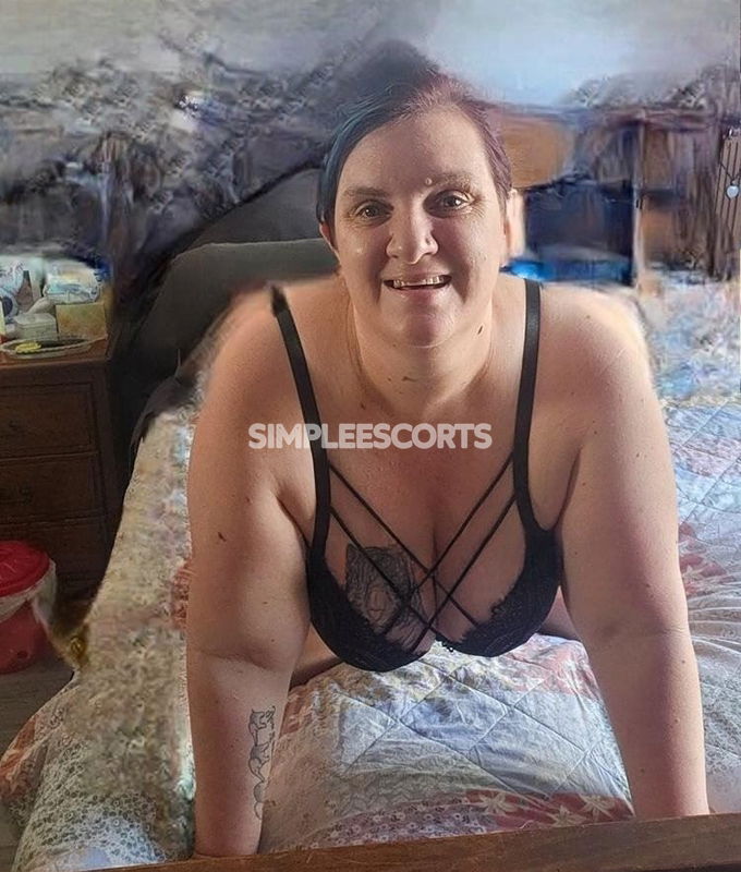 Escorts in Toowoomba: 405209995 - THE WENCH
