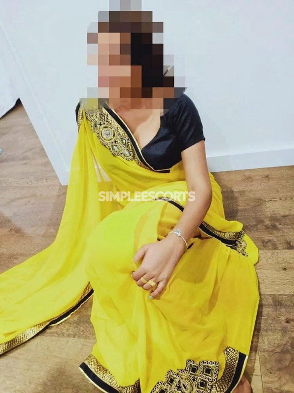 🇮🇳 Indian Escorts in Canberra: 477670243 - Very  young INDIAN girl 🇮🇳   wet pussy hourglass body available Adelaide