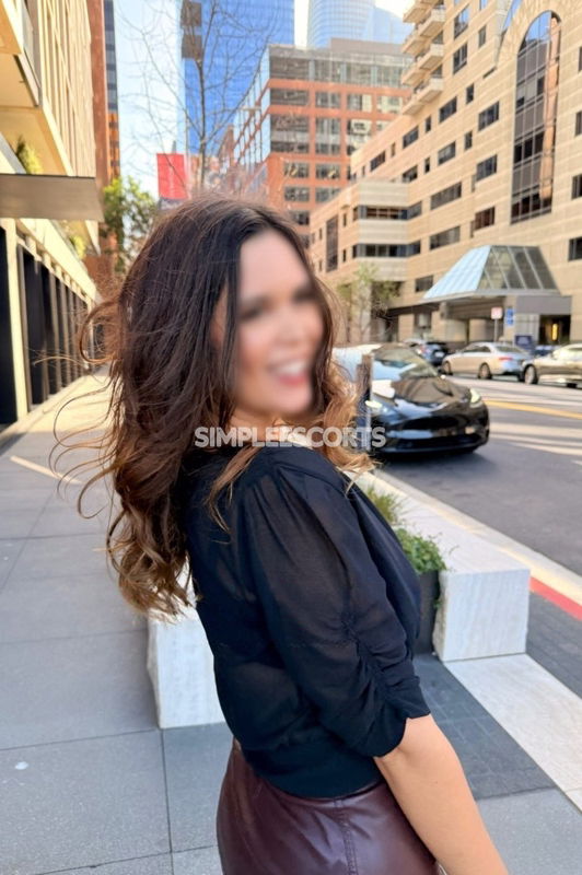 Escorts in Wagga Wagga: 481012931 - Bon vivante & good-time-girl