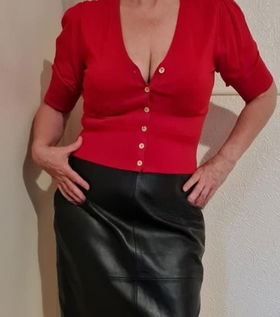 406985113 SENSUAL GABRIELLE
