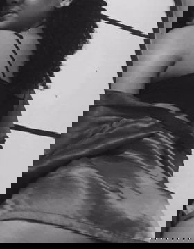 69871857 Universitaria iniciante