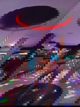 21985701776 Dany Kay