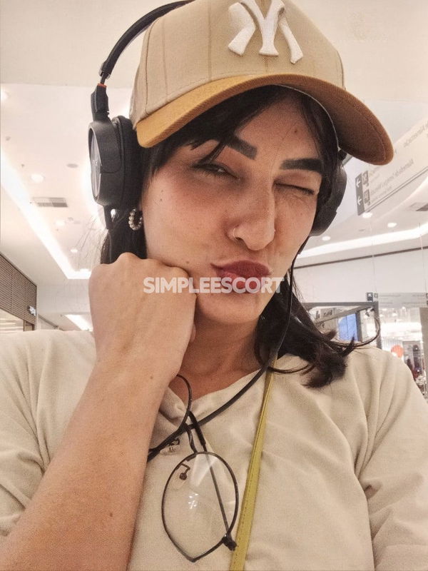 Acompanhantes 🇧🇷 Brasileira em Curitiba: 21983938553 - Ninfeta Exótica: Prazer Único!