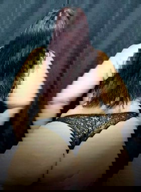 19974133747 Sabrina Porto , ruivinha sensual, sempre com uma bela lingerie para você.