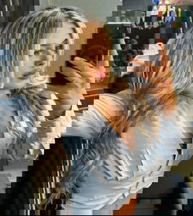 21973164977 Lara Brant , garota de luxo para clientes exigentes, com local