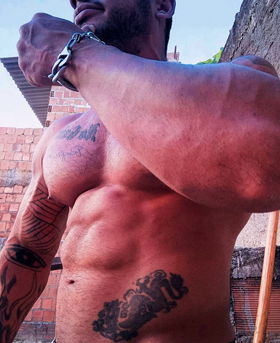 81979126379 DOMINADOR CAVALÃO 23-CM GROSSA Atendimento Virtual 