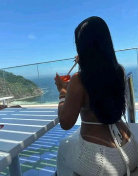 63999298743 Moreninha sapequinha para vocês !