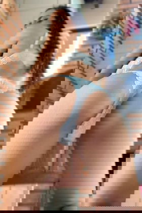 11987715775 Laurinha , novinha iniciante com local vem gozar gostoso faço chamadas.