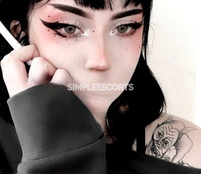 Acompanhantes 🇧🇷 Brasileira em Araraquara: 16981354093 - Aurora , ninfetinha primeira vez na cidade, toda tatuada e cheirosa.