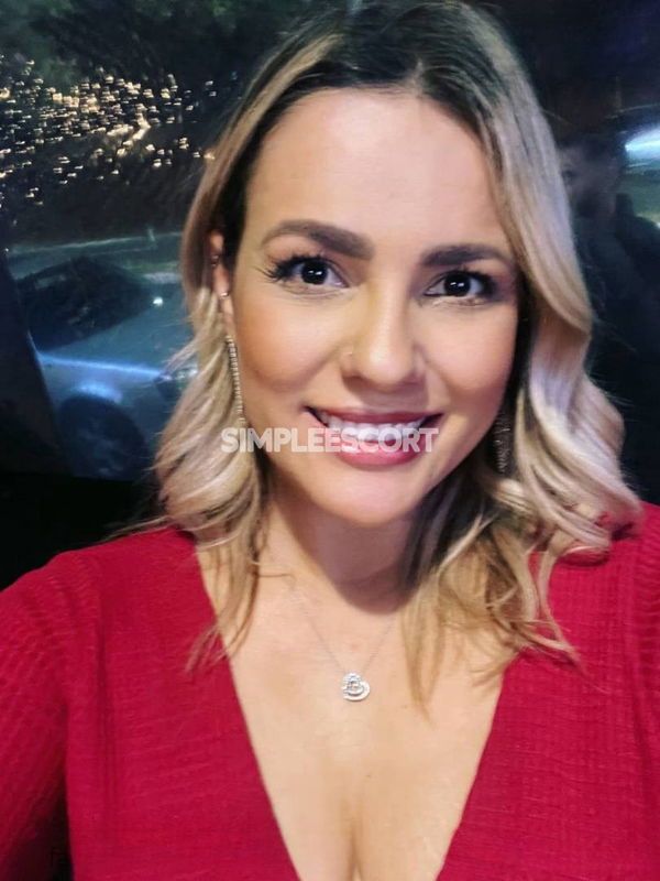 Acompanhantes 🇧🇷 Brasileira em Porto Alegre: 54992634819 - Loira, Gostosa e Atitude!