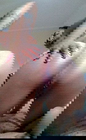 19991369223 Gabi , putinha safadinha vem me comer de quatro