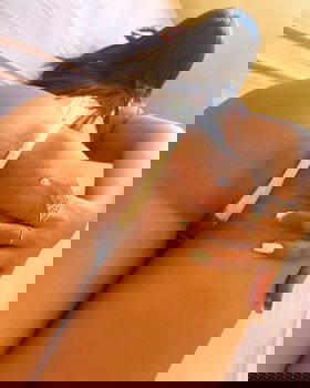 11960367183 Lorena , vou enfeitiçar você com uma deliciosa sentada de costas.