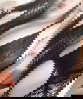 932790558 Packs, Show, videollamadas, chat picante con audios y fotos, videos exquisitos y personalizados, squirt, anal, lluvia dorada y más... 😈