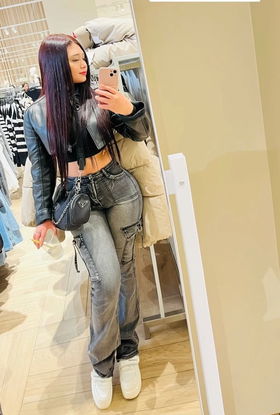 949713252 Sexy Joven linda 