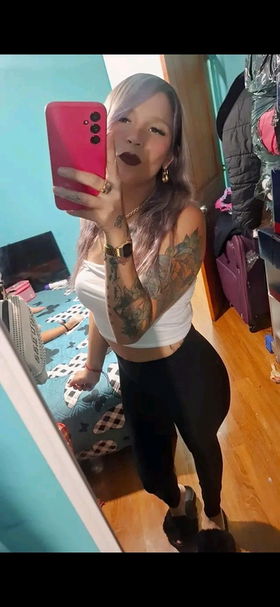 966487090 Soy una chica muy simpatica muy cariñosa y muy coqueta