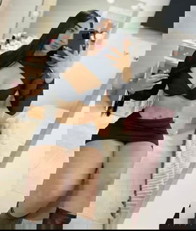 3112420959 Una mujer exuberante con muchas ganas de complacerte