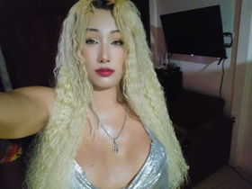 72398998 Hola soy una chica transexual de paso un limón caliente versátil trato tipo novia Solo citas inmediatas para chicos solventes de buen gusto