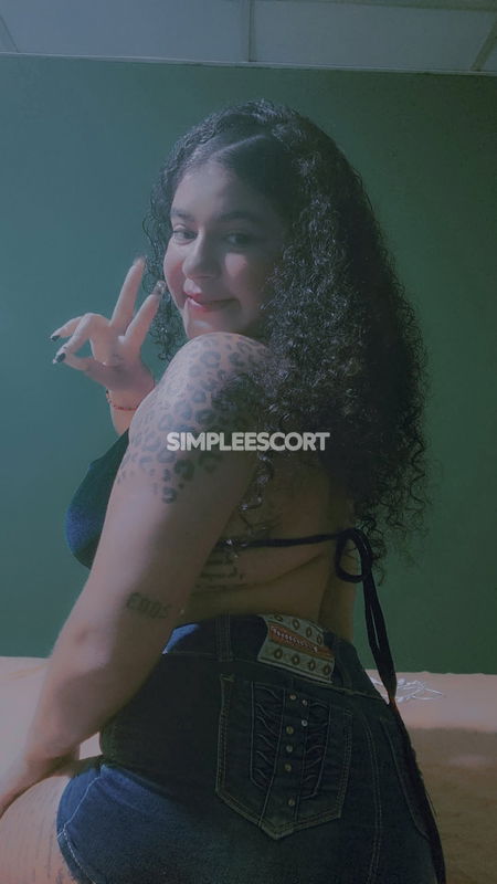 Prepagos 🇻🇪 Venezolana en Nueva Loja: 988334105 - Chica caliente con ganas de cumplir tus fantasias