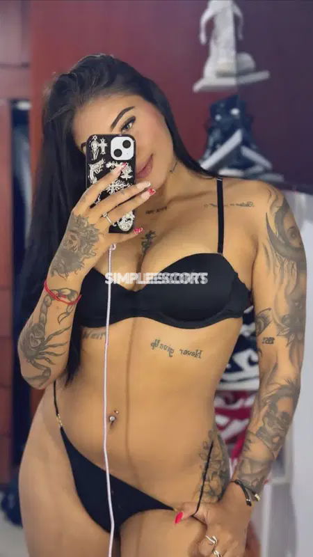 Prepagos 🇨🇴 Colombiana en Azogues: 992678312 - 🍑💋 PEQUEÑA TETONA Y CULONA APRETADA QUIERO SENTIR TU PENE ADENTRO MIO 🥵💦