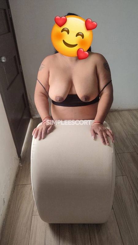 Prepagos 🇪🇨 Ecuatoriana en Pifo: 988949157 - Amores mi nombre es lucero realizo servicio videollamada masturbándome o teniendo relaciones con mi pareja y servicios presenciales en pifo con lugar incluído 