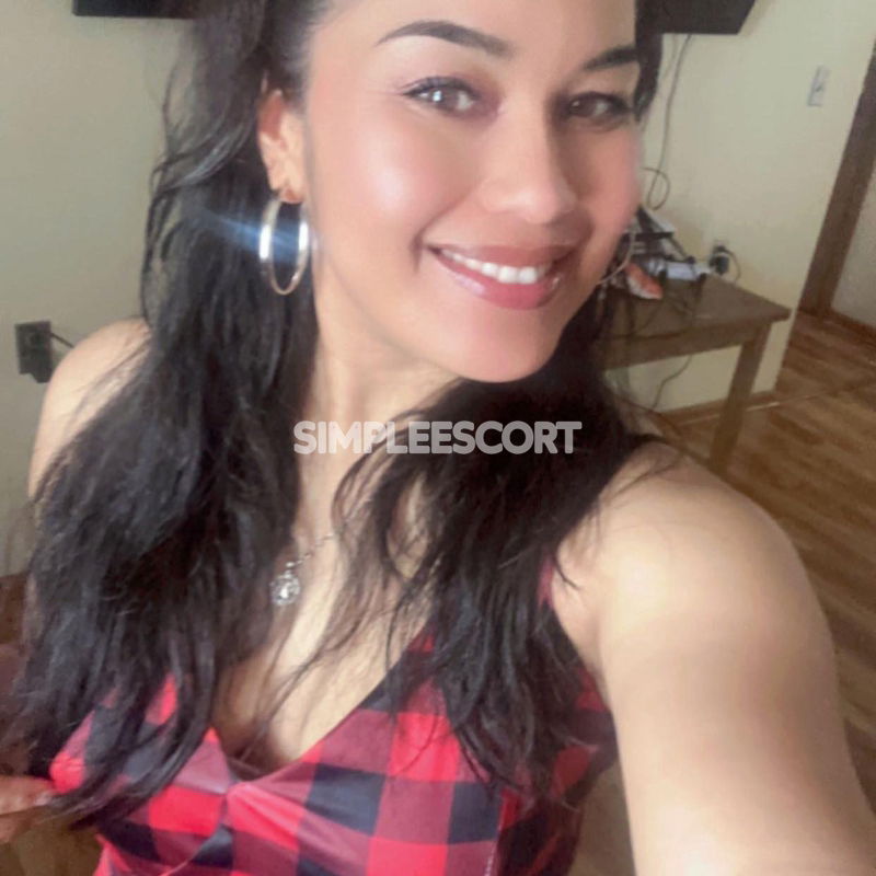 Prepagos 🇪🇨 Ecuatoriana en Tumbaco: 995399519 -  TE OFREZCO UN EXCELENTE SERVICIO DONDE PODRAS DISFRUTAR DE MI EXQUISITO CUERPO..