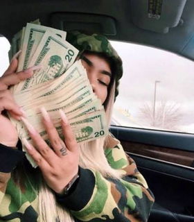 995272015 Trabajo para prepago de 18 años al Quito 