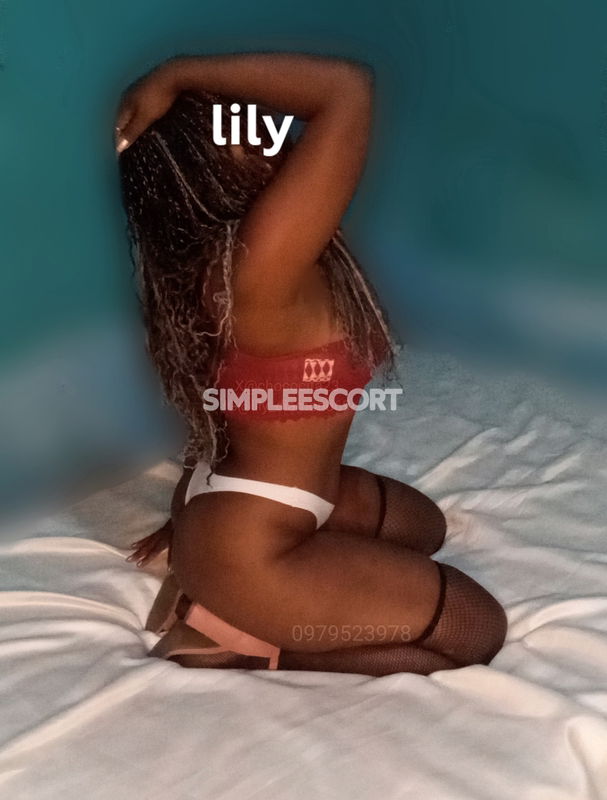 Prepagos 🇪🇨 Ecuatoriana en Riobamba: 979523978 - Papi acabamos rico?..soy Lily tu negra complaciente