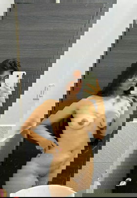 998289155 VIDEO LLAMADA CHAT ÉROTICO CONTENIDO EXPLÍCITO 🦋🔥😈👉 SOY UNA CHICA MUY CALIENTE SADICAPREVERSA⌚️ 👈 ! ESCRIBEME 💬 💦  estoy mojadita papi.