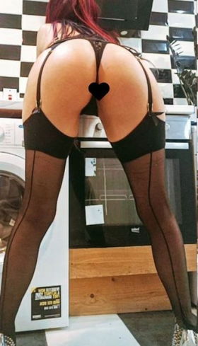 894588686 French Ballerina Massage Therapist