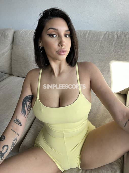 🇮🇪 Irish Escorts in Kilkenny: 7401150790 - "Charm, sensuality, and connection at your service"