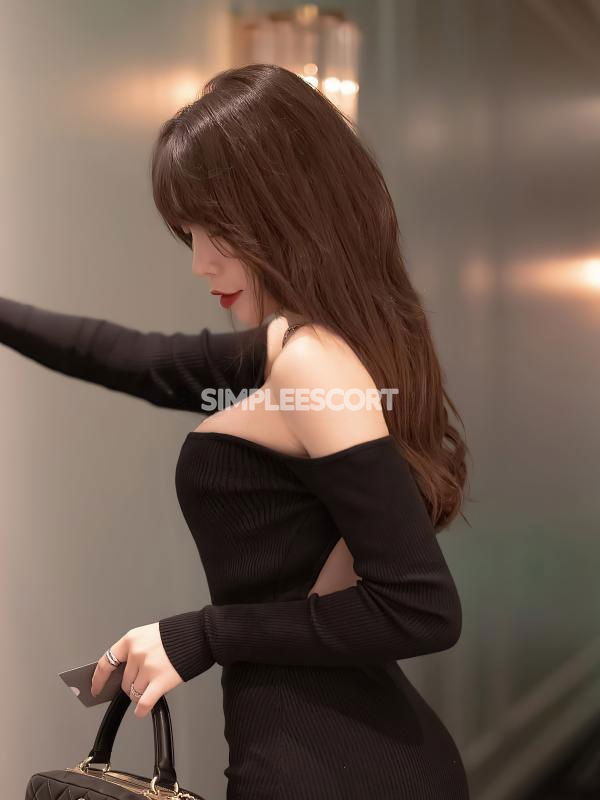 Escort 🇨🇳 Cinese a Empoli: 3807946160 - Gioia
