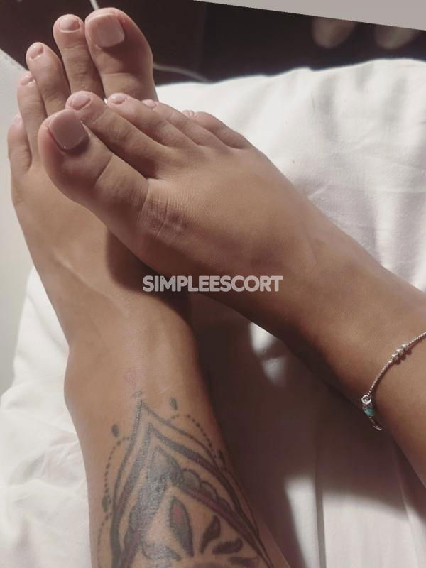 Escort 🇷🇴 Rumena a Napoli: 3936444026 - Ema