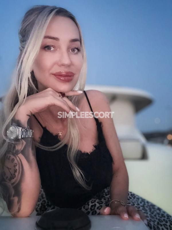 Escort 🇭🇺 Ungherese a Como: 3273316142 - Maddalena: Piacere Reale Garantito