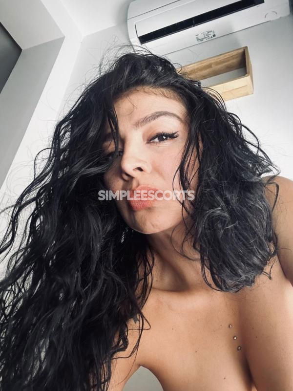 Escort 🇨🇴 Colombiana a Olbia: 3533249226 - Bella