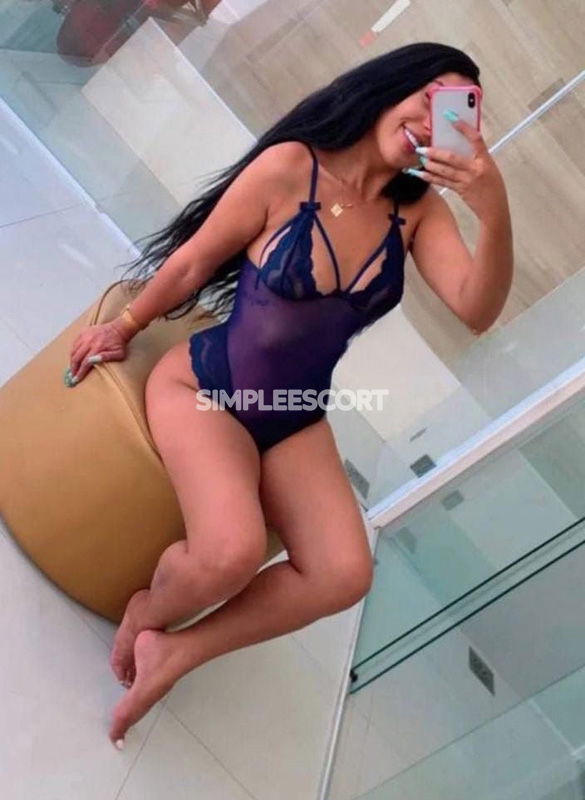 Escort 🇮🇹 Italiana a Como: 3447411850 - ALINE bella, calda e appassionata