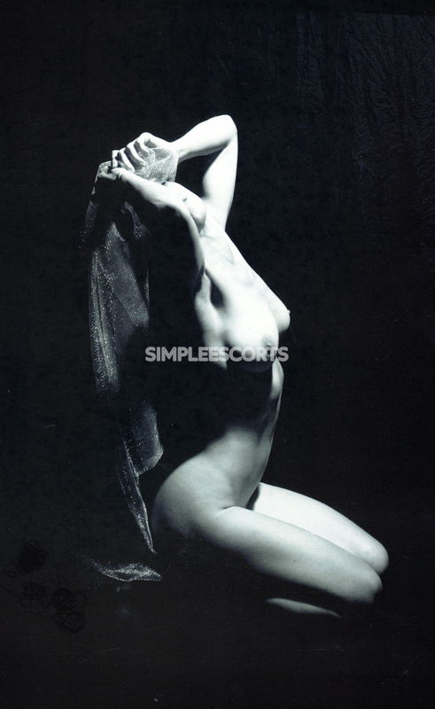 Escort 🇮🇹 Italiana a Loano: 3703643650 - Sai cos'è il tantra? italianissima - fino a settembre a LOANO