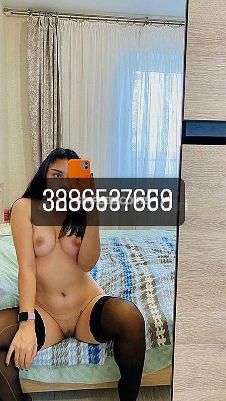 Escort a Quartu Sant'Elena: 3286537650 - Primissima volta 💕 studentessa! BELLISIMA RAGAZZA 💕💞ECCITANTE LECCAMI MONTAMI ALLA PECORINA.4TA DI SENO .SONO MOLTO , DOLCE, ELEGANTE💞