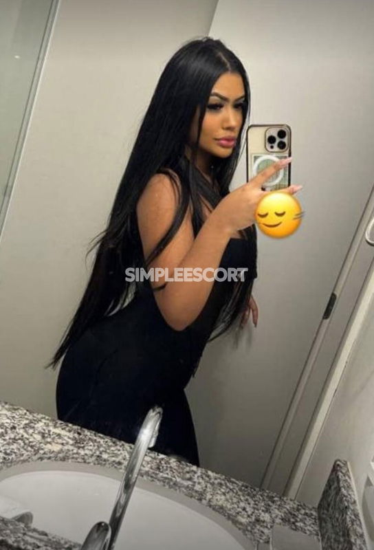 Escort 🇮🇹 Italiana a Como: 3447411850 - ALINE bella, calda e appassionata