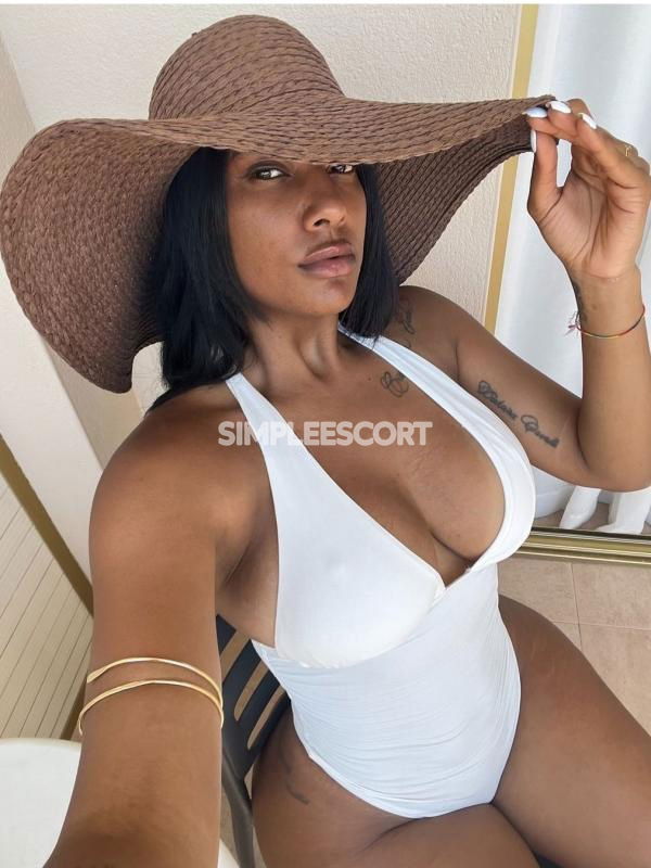 Escort 🇻🇪 Venezuelana a Mantova: 3512410364 - Ana