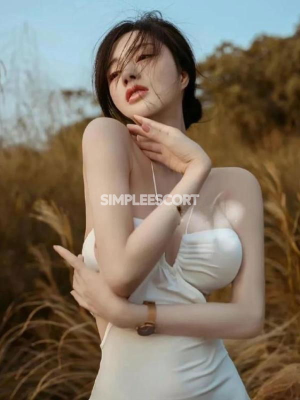 Escort 🇨🇳 Cinese a Como: 3715204364 - Susana, Giada