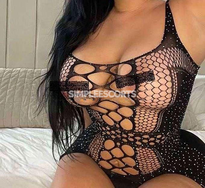 Escort a Bari: 3509806969 - 24 su 24█▬█⓿▀█▀ 🔥💝BELLA RAGAZZA 💝 🌷 ELIZABETH 🔥🌷 COMPLETISSIMA💘🍑MOLTO CALDA🔥🔥.SENO NATURAL TUTTO NATURAL 🔥🔥..FOCOSA..😋.❗CON UN CULETTO FANTASTIC😋