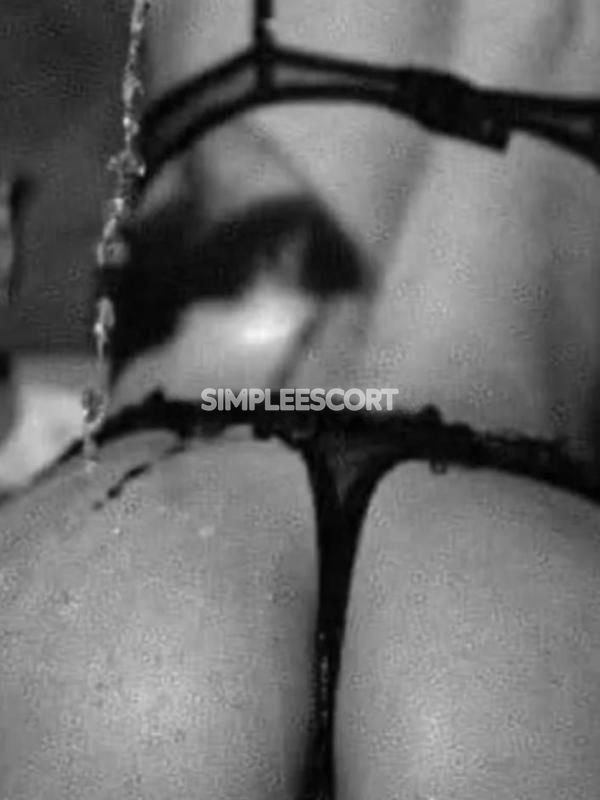 Escort 🇮🇹 Italiana a Bassano Del Grappa: 3759090246 - Luna.  