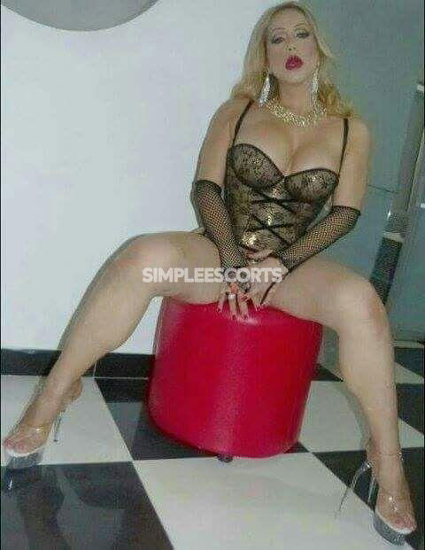 Escort a Salerno: 3911368239 - NEW...NEW ..TOP TRANS 🌻PARIS RODRIGUEZ 👠BELLISSIMA CAVALLONA 23CM DOTATISSIMA A/P CARICA DI DOLCE NETTARE 🍾🍸💦💦💕 PIU BELLA E TRAVOLGENTE DAL VIVO