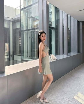 103195953 My Escort Profile (Even Sexier First-Person Version)